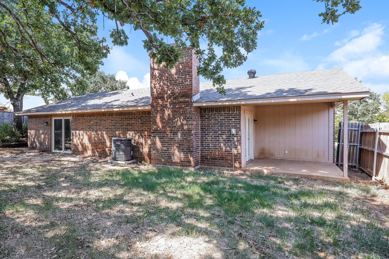 1,805/Mo, 1514 Misty Corinth, TX 76210 Rear View