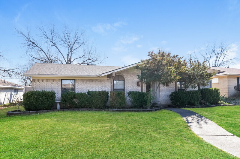2,090/Mo, 2532 Belhaven Mesquite, TX 75150 External View
