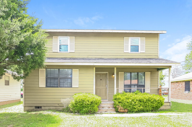1,490/Mo, 913 Joe Bailey Royse City, TX 75189 External View