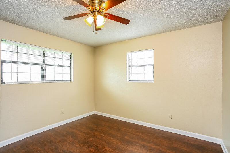 1,490/Mo, 913 Joe Bailey Royse City, TX 75189 Main Bedroom View