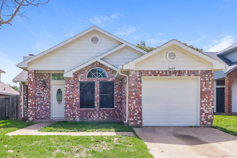 1,715/Mo, 8409 Tallahassee Fort Worth, TX 76123 External View