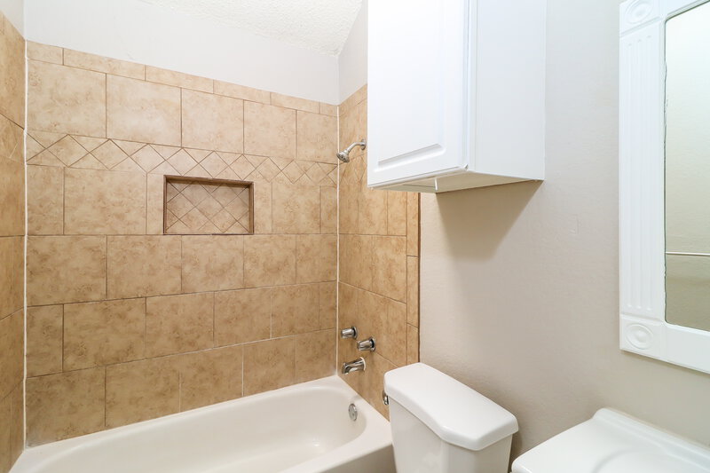 1,715/Mo, 8409 Tallahassee Fort Worth, TX 76123 Bathroom View
