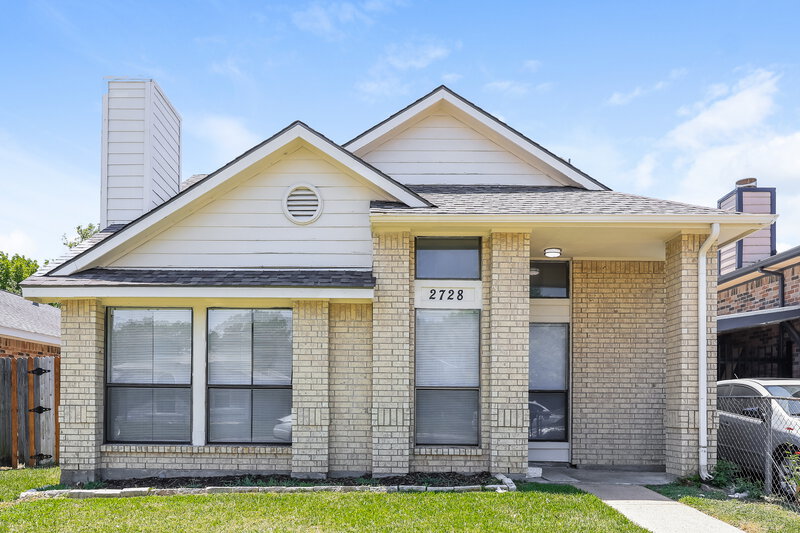 1,970/Mo, 2728 Oak Bend Dallas, TX 75227 External View