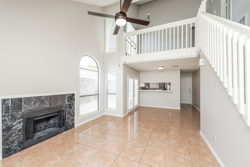 1,970/Mo, 2728 Oak Bend Dallas, TX 75227 Living Room View 2