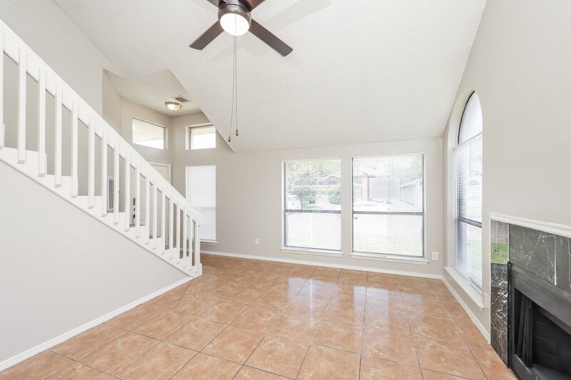 1,970/Mo, 2728 Oak Bend Dallas, TX 75227 Living Room View 3