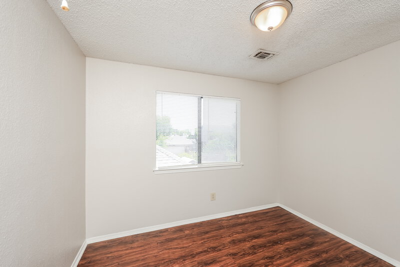 1,970/Mo, 2728 Oak Bend Dallas, TX 75227 Bedroom View 2