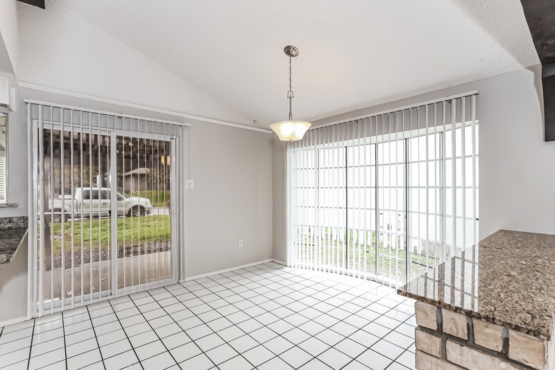 2,005/Mo, 2859 Hitson Fort Worth, TX 76112 Dining Room View