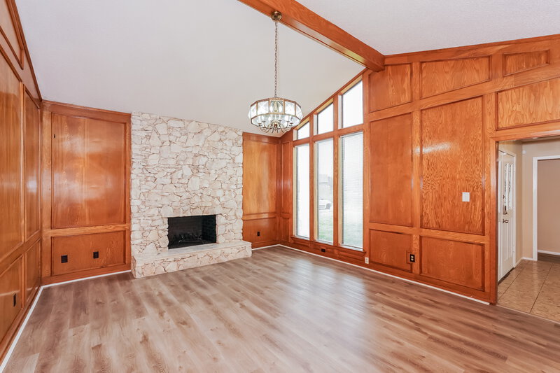 2,300/Mo, 823 Timberline DeSoto, TX 75115 Living Room View