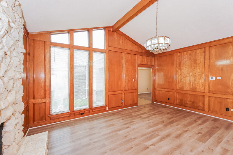 2,300/Mo, 823 Timberline DeSoto, TX 75115 Living Room View 3