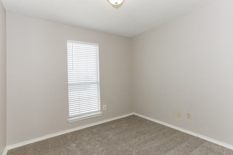 1,865/Mo, 1954 Carrington Glenn Heights, TX 75154 Bedroom View