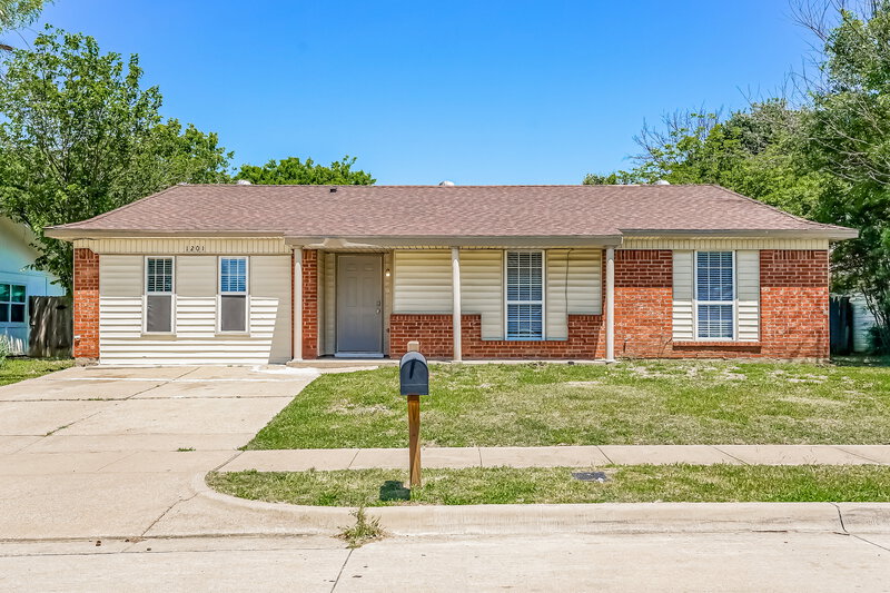 2,160/Mo, 1201 Brook Hill Arlington, TX 76014 External View