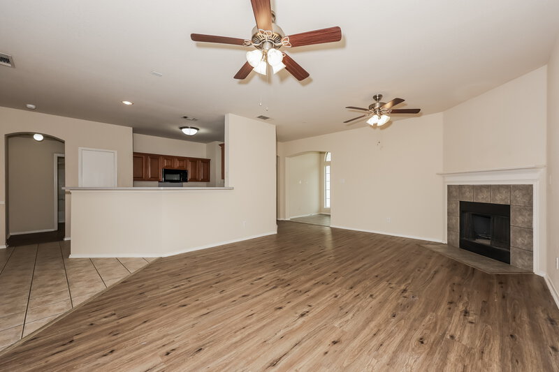 2,185/Mo, 12249 Shadow Wood Trl Burleson, TX 76028 Living Room View 2