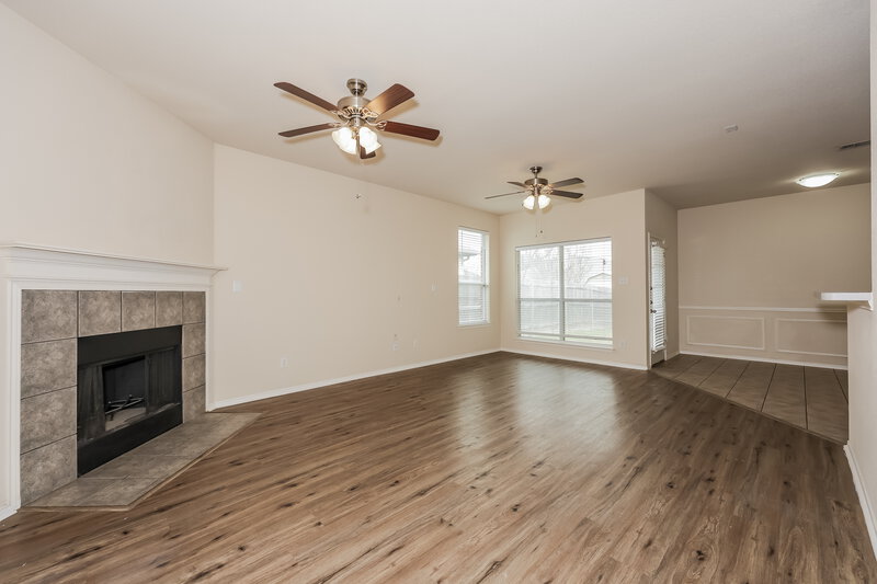 2,185/Mo, 12249 Shadow Wood Trl Burleson, TX 76028 Living Room View 3