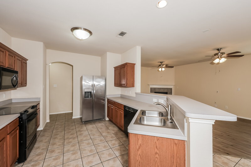 2,185/Mo, 12249 Shadow Wood Trl Burleson, TX 76028 Kitchen View