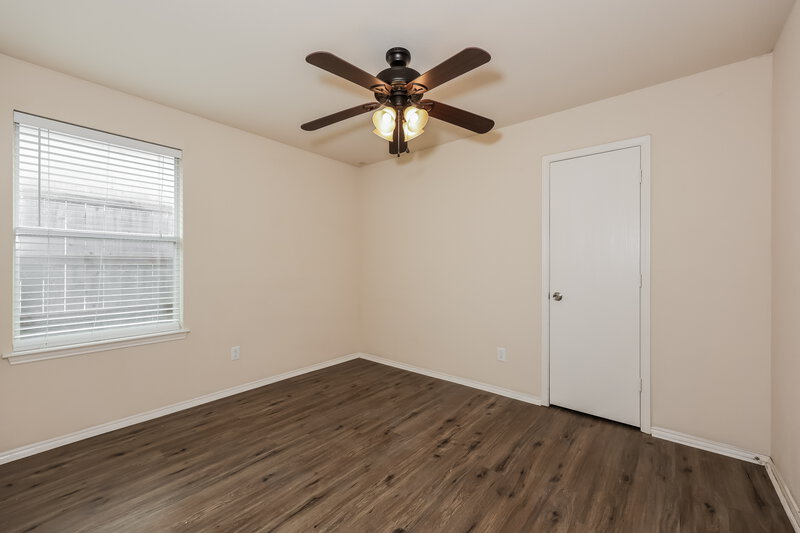 2,185/Mo, 12249 Shadow Wood Trl Burleson, TX 76028 Bedroom View 2