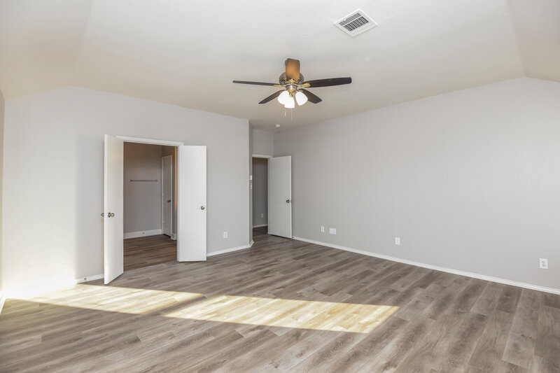 2,175/Mo, 5704 Parkview Hills Ln Fort Worth, TX 76179 Main Bedroom View