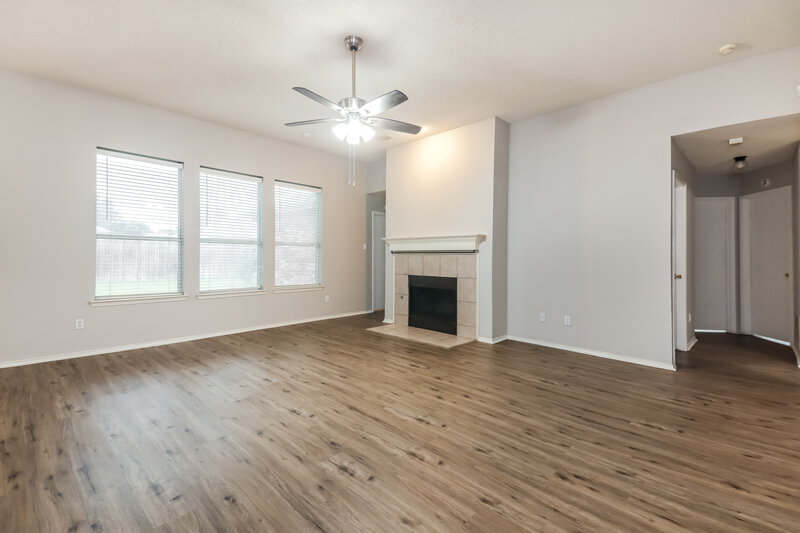 1,895/Mo, 114 Redbud Dr Forney, TX 75126 Living Room View