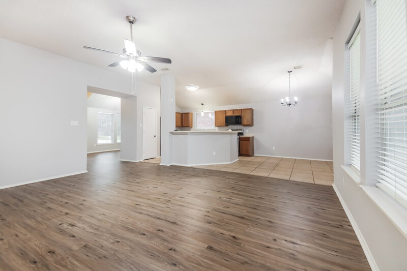 1,895/Mo, 114 Redbud Dr Forney, TX 75126 Living Room View 2