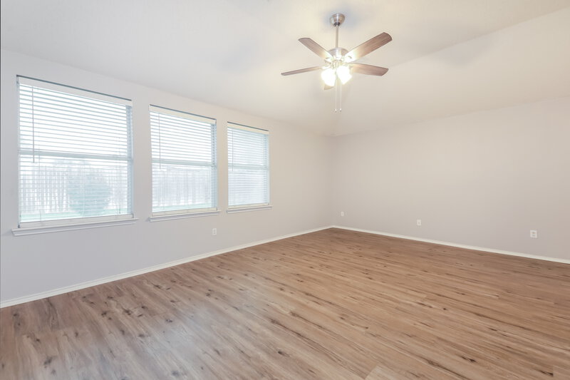 1,895/Mo, 114 Redbud Dr Forney, TX 75126 Main Bedroom View