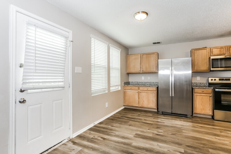 2,210/Mo, 1824 Lariat Dr Justin, TX 76247 Dining Room View