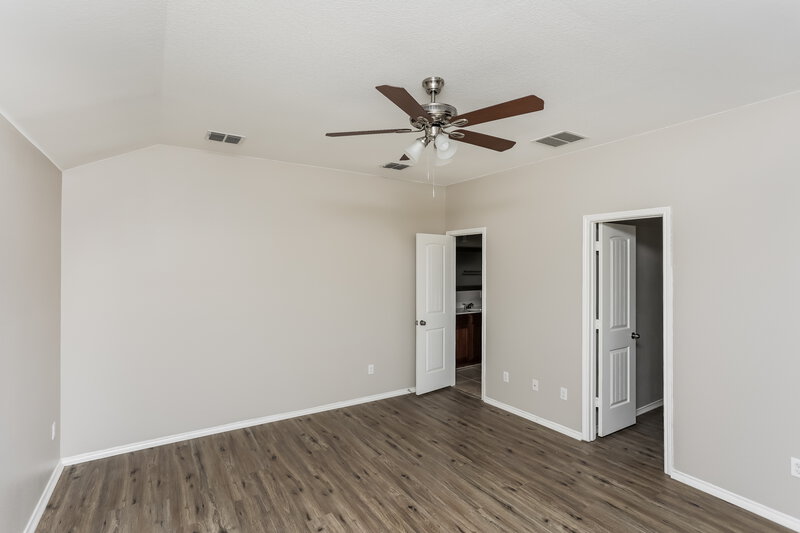 2,185/Mo, 493 Jackson Ln Lavon, TX 75166 Main Bedroom View 2