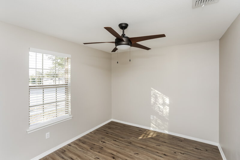 2,185/Mo, 493 Jackson Ln Lavon, TX 75166 Bedroom View