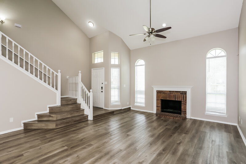 2,390/Mo, 1511 Curtis Ln Cedar Hill, TX 75104 Living Room View