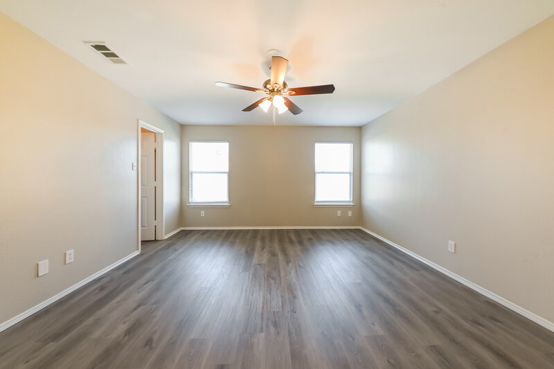 2,175/Mo, 1167 Tomahawk Dr Dallas, TX 75253 Main Bedroom View