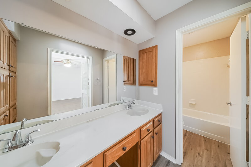 2,445/Mo, 940 Holly Ln Cedar Hill, TX 75104 Misc View 11