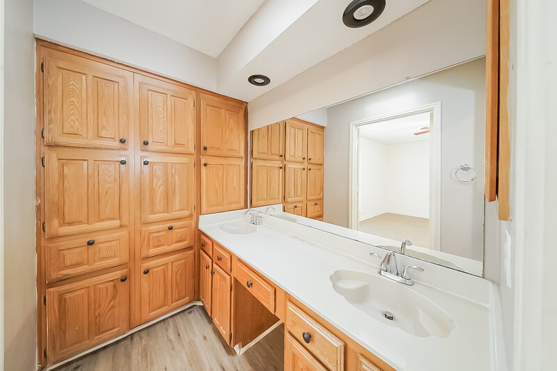 2,445/Mo, 940 Holly Ln Cedar Hill, TX 75104 Misc View 12