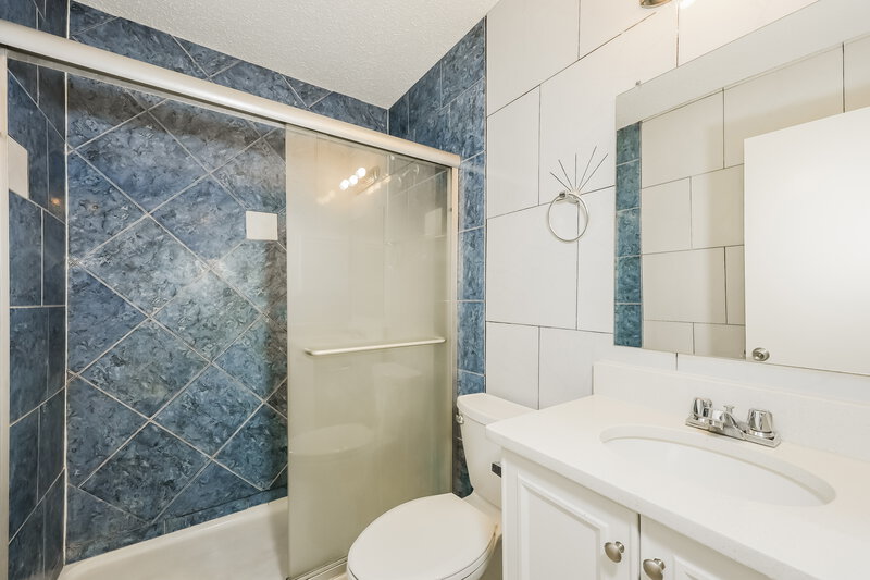 2,090/Mo, 9097 Elbe Trl Fort Worth, TX 76118 Bathroom View