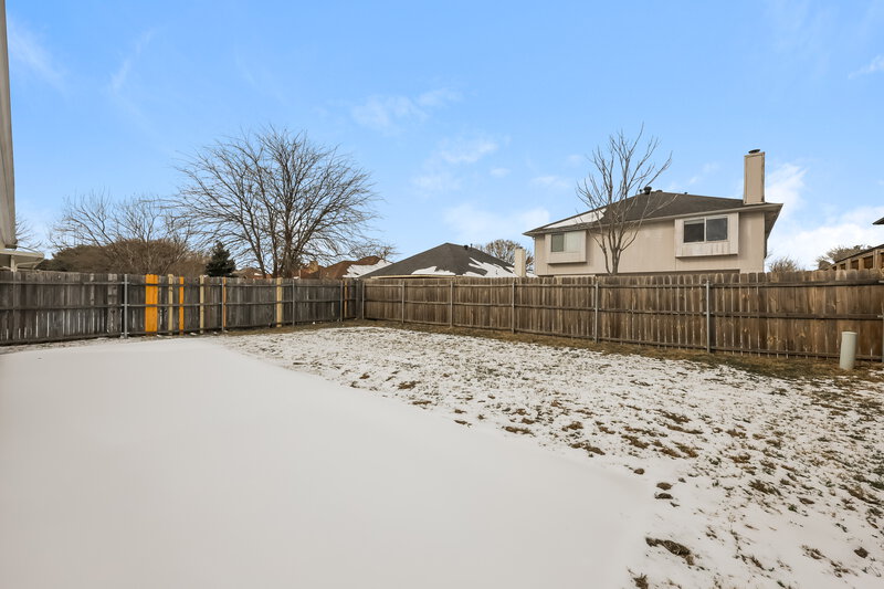 2,090/Mo, 9097 Elbe Trl Fort Worth, TX 76118 Rear View