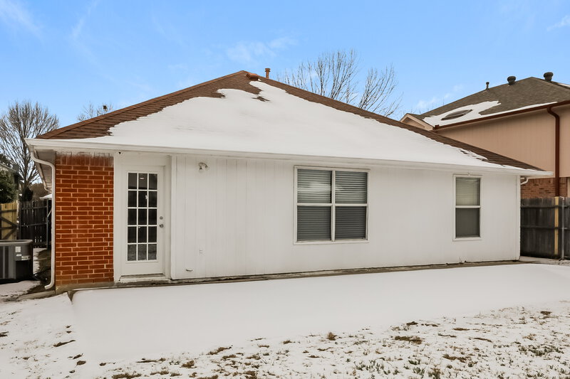 2,090/Mo, 9097 Elbe Trl Fort Worth, TX 76118 Rear View 2