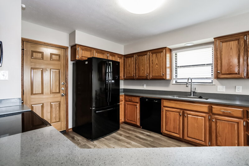 2,055/Mo, 3816 Yellowstone Pl Denton, TX 76209 Kitchen View