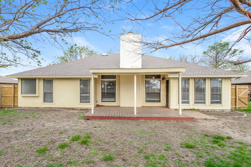 2,055/Mo, 3816 Yellowstone Pl Denton, TX 76209 Rear View