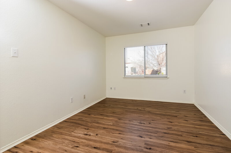 2,100/Mo, 527 Thunder Trl Forney, TX 75126 Bedroom View