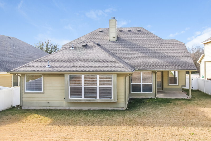 1,945/Mo, 109 Creekview Dr Anna, TX 75409 Rear View