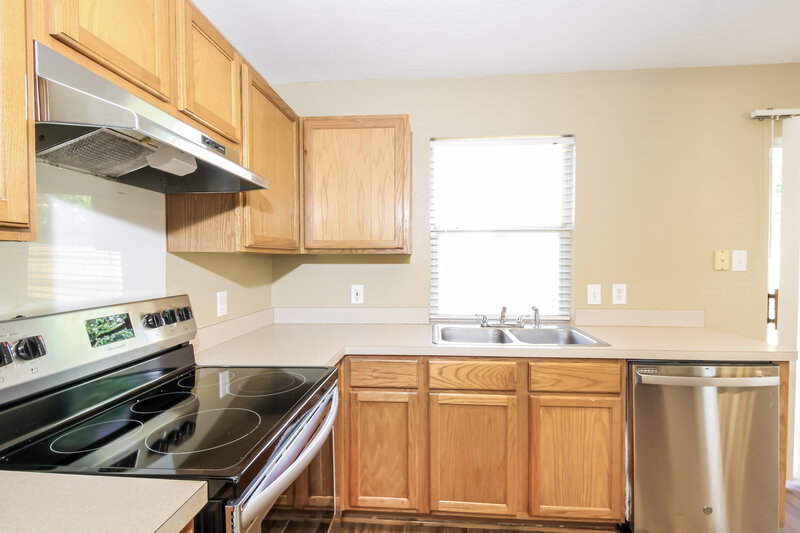 2,060/Mo, 3521 Silverado Trl Roanoke, TX 76262 Kitchen View 2