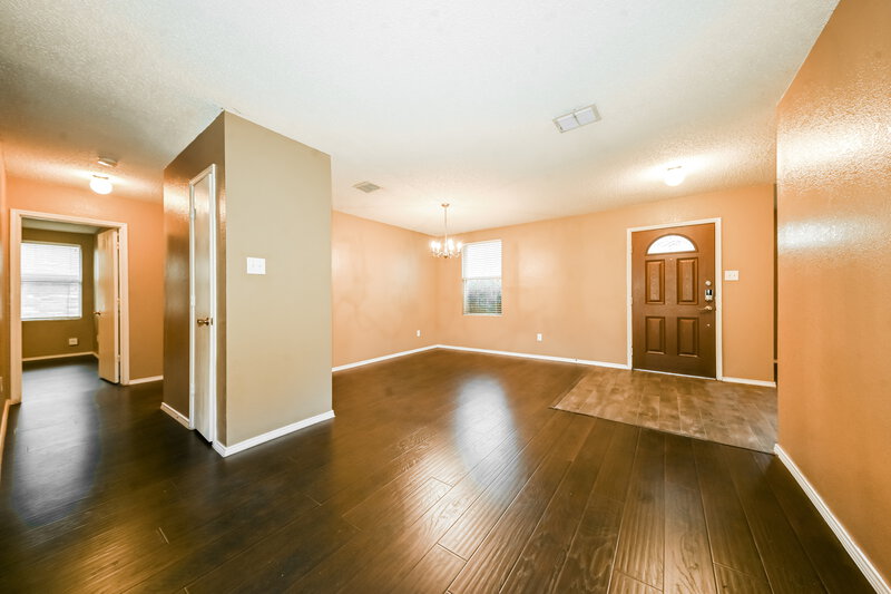 2,290/Mo, 1416 Gentle Rain Dr Lancaster, TX 75134 Living Room View