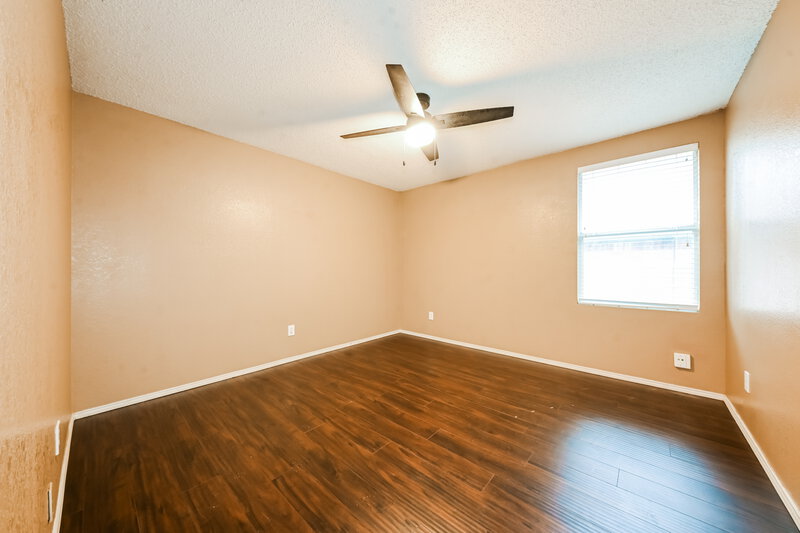 2,290/Mo, 1416 Gentle Rain Dr Lancaster, TX 75134 Bedroom View 2