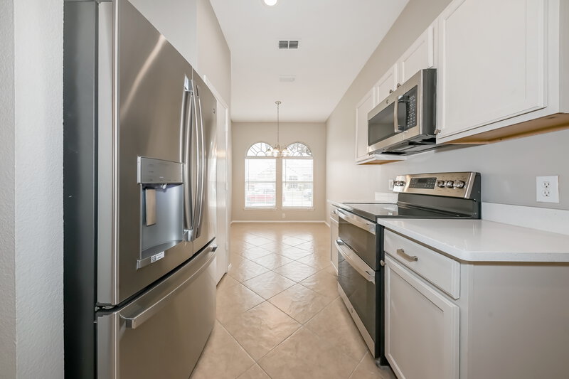 2,355/Mo, 502 Trailblazer Rd Forney, TX 75126 Kitchen View 2