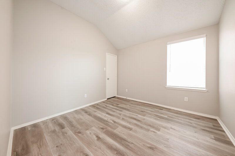 2,355/Mo, 502 Trailblazer Rd Forney, TX 75126 Bedroom View 2