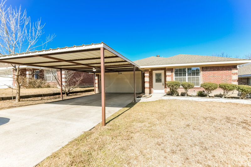 1,825/Mo, 8128 Albert St White Settlement, TX 76108 External View
