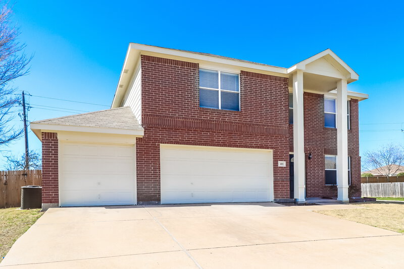 2,275/Mo, 401 Spurlock Dr Krum, TX 76249 External View