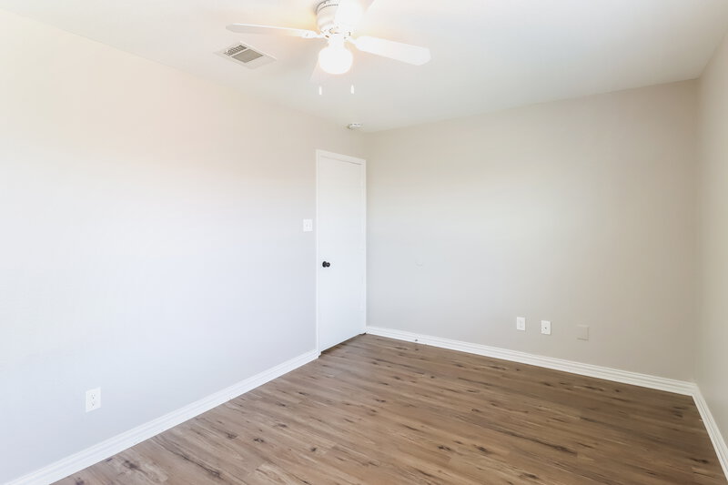 2,275/Mo, 401 Spurlock Dr Krum, TX 76249 Bedroom View