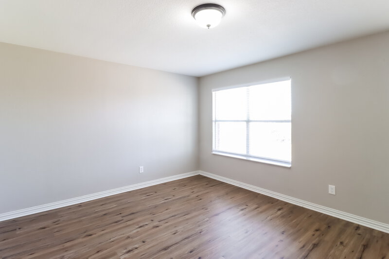2,275/Mo, 401 Spurlock Dr Krum, TX 76249 Bedroom View 3