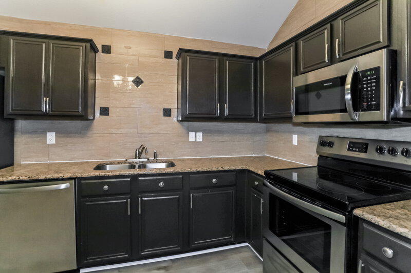 2,080/Mo, 3016 Casa Bella Dr Arlington, TX 76010 Kitchen View 2