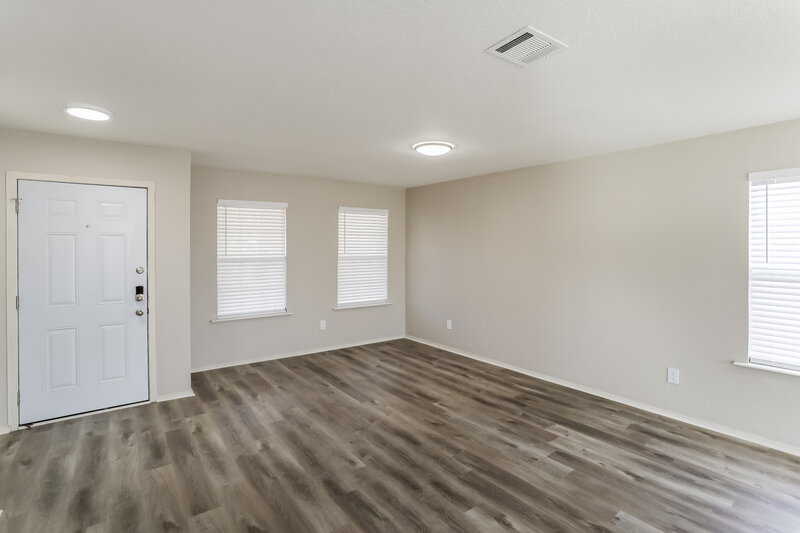 2,085/Mo, 549 Crystal Springs Dr Fort Worth, TX 76108 Living Room View