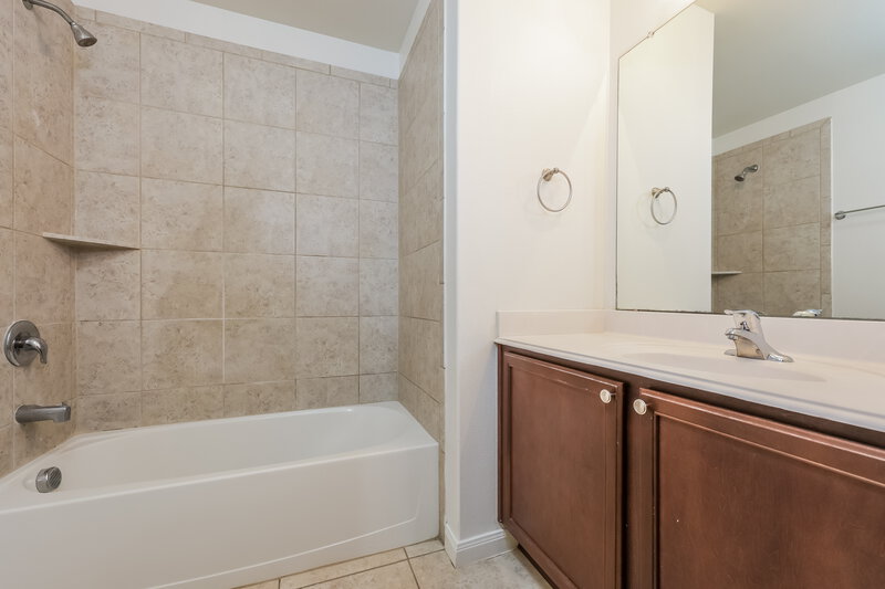 2,105/Mo, 6116 Spring Ranch Dr Fort Worth, TX 76179 Bathroom View