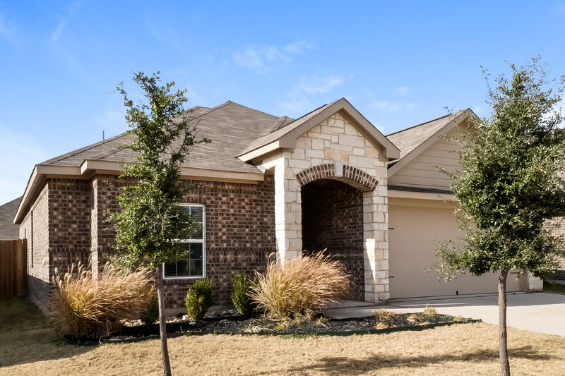 2,810/Mo, 13624 Founders Ln Crowley, TX 76036 Front View